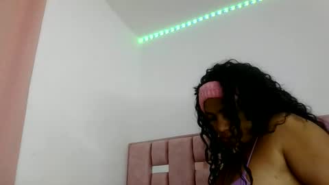 abby_moss_2 online show from February 6, 1:47 pm