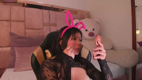 Abby Roux online show from February 27, 6:02 am