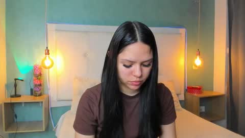 Abby Dixon  online show from March 20, 12:10 pm