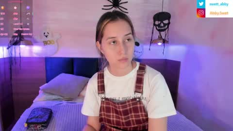 Snapshot of abbysweet1_ chatting on October 8, 11:47 am Abigail online show from October 8, 11:47 am
