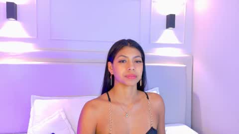 abiehils online show from October 27, 11:17 am