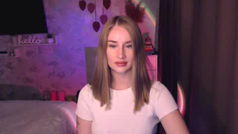 Anna online show from November 5, 7:30 pm