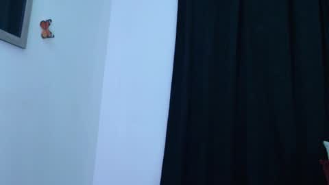 Snapshot of abigail_jhonss chatting on October 2, 6:18 am abigail_jhonss online show from October 2, 6:18 am