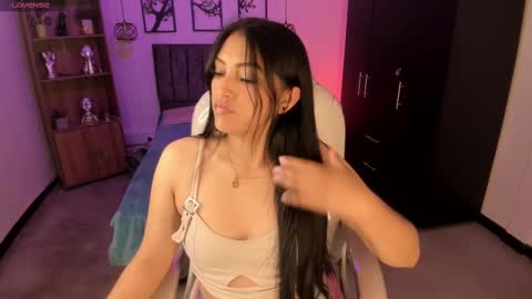 Abigail online show from March 10, 8:23 pm