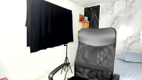 abony_sex69 online show from July 30, 4:02 am