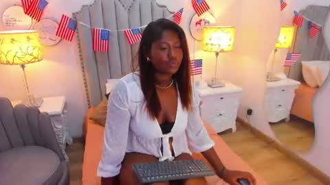 abril_castro_ online show from July 3, 7:53 pm