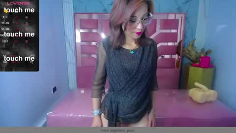 abril_ch_ online show from May 27, 12:24 pm