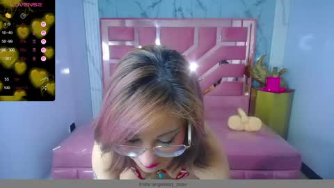 abril_ch_ online show from May 25, 12:48 pm