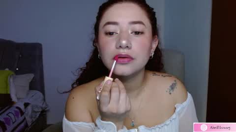 Abril online show from March 30, 5:23 pm