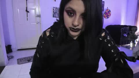 Snapshot of acid_alice666 chatting on September 8, 3:44 pm Alice online show from September 8, 3:44 pm
