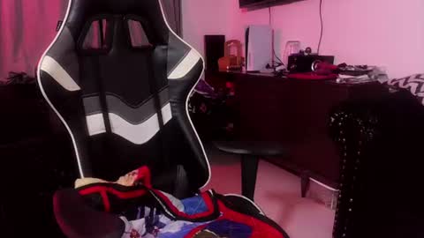 Alice online show from July 29, 2:33 am