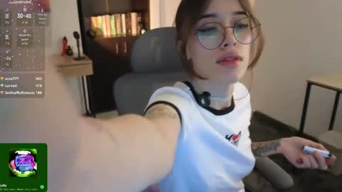 Lana 3 online show from May 28, 1:58 am