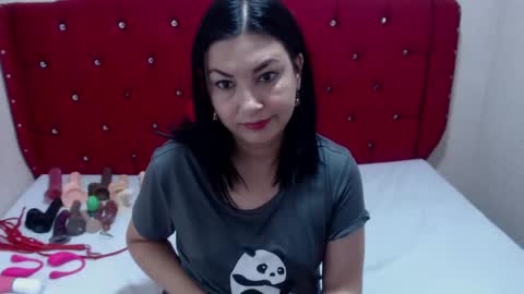 Snapshot of adafawx chatting on October 12, 3:42 am Ada online show from October 12, 3:42 am