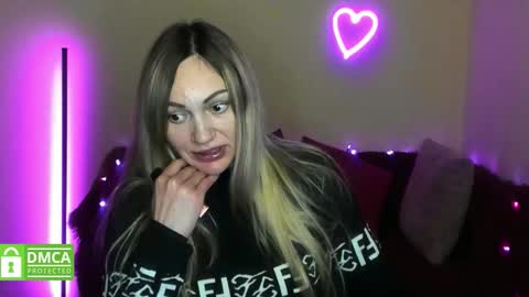 Adalina online show from December 16, 6:36 pm