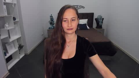 Ada online show from December 4, 2:59 pm