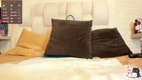 Ada Porter  online show from January 28, 11:49 am