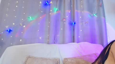  Adara Johnson  online show from February 11, 11:55 am