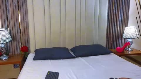 adarasmiith online show from December 16, 12:55 pm