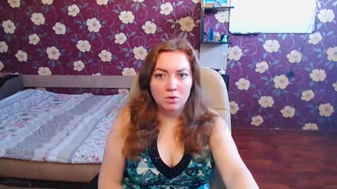 Snapshot of adel_redhead_ chatting on February 10, 10:09 am Adel online show from February 10, 10:09 am