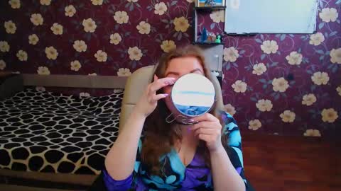 Snapshot of adel_redhead_ chatting on March 2, 1:31 pm Adel online show from March 2, 1:31 pm
