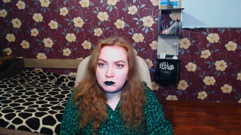 Snapshot of adel_redhead_ chatting on December 7, 6:04 pm Adel online show from December 7, 6:04 pm