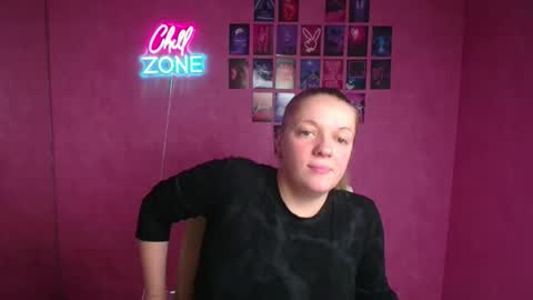 Adele online show from December 5, 7:37 pm