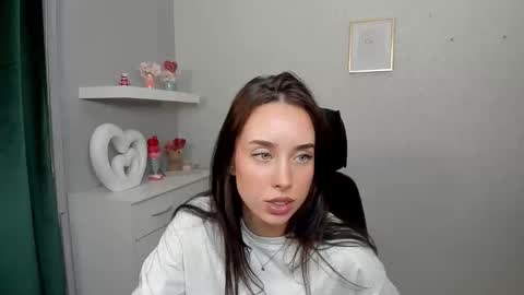 Adele online show from April 13, 5:31 am