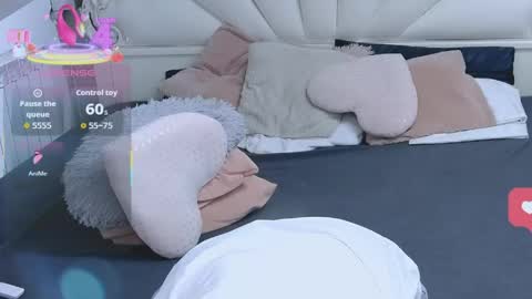 AdelleDeep1 online show from April 15, 11:11 am