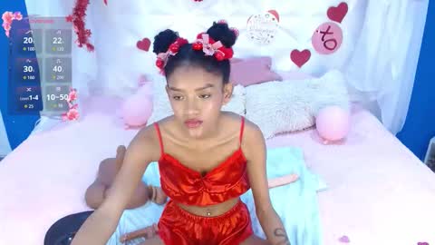 adisson_petite1 online show from February 14, 5:59 pm