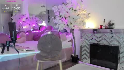 Adona online show from January 6, 5:33 am