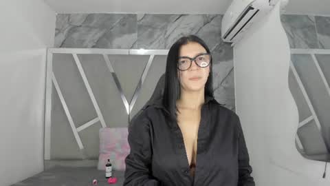 Adoraht online show from June 13, 2:03 pm