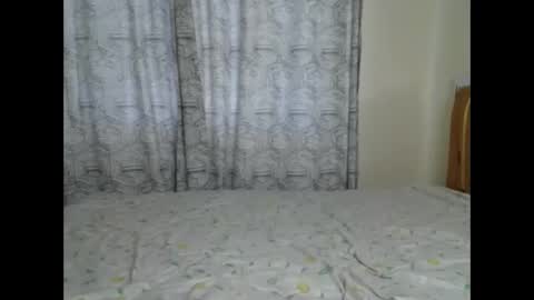 adorarissah online show from April 6, 8:59 am