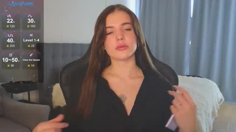 Adriana online show from October 6, 5:35 am