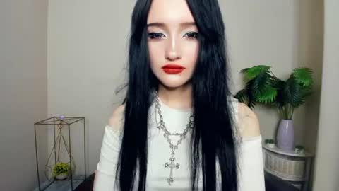 Eva online show from July 28, 8:01 pm