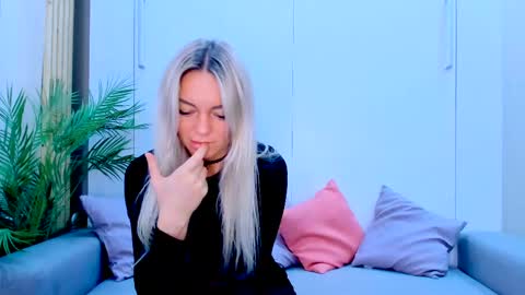 Adriana online show from March 4, 12:22 pm