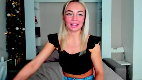 Adriana online show from January 14, 5:07 pm