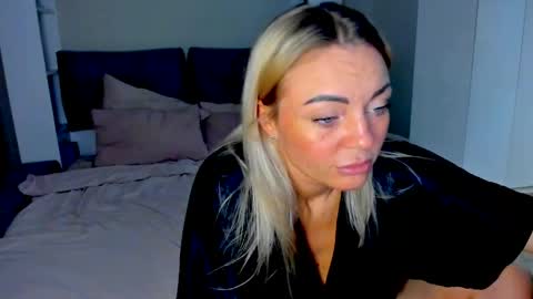 Adriana online show from April 13, 5:36 pm