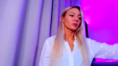 Adriana online show from February 8, 5:18 pm