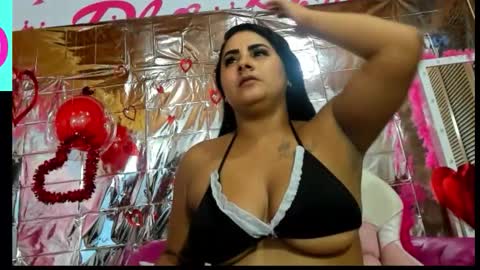 Adriana Martinez online show from February 9, 2:58 am