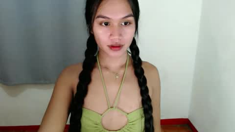 adriana_slutt online show from October 22, 12:04 am