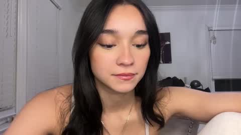 Snapshot of adriannarodriguez chatting on February 18, 4:48 am Adrianna  online show from February 18, 4:48 am