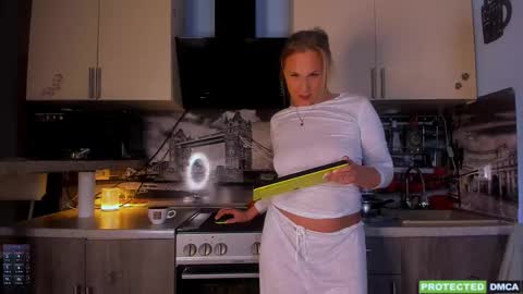 OneAfa online show from September 26, 5:43 pm