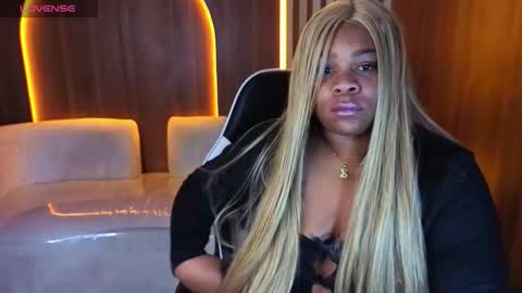 afrodita_queen_tx online show from March 17, 3:21 am