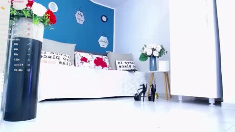 Amalia online show from November 30, 5:28 pm