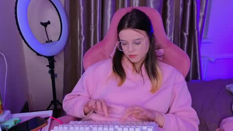 afterdarkduo online show from April 11, 6:33 pm