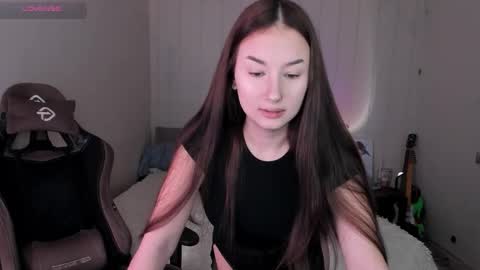 Snapshot of agata_cherry chatting on October 12, 3:31 am Eva online show from October 12, 3:31 am