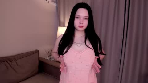 Rose online show from December 19, 11:35 am