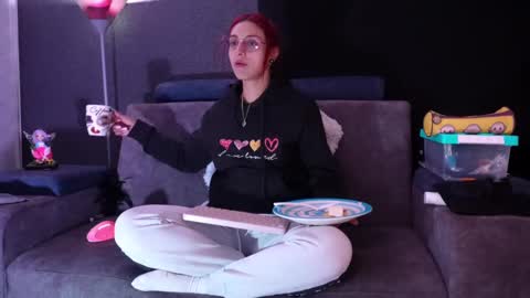 Agata Collinss online show from September 26, 6:00 am