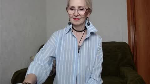 Agatha online show from November 29, 3:27 pm