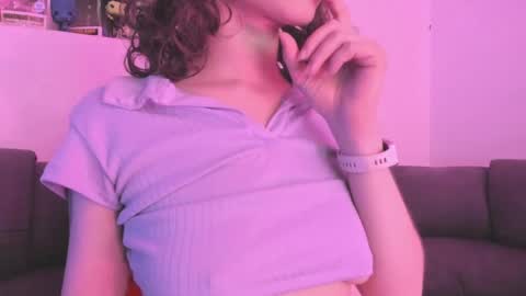 Snapshot of agathaa_ks_ chatting on January 30, 9:47 pm Camila 2 online show from January 30, 9:47 pm